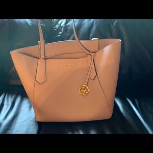 Michael Kors Bags - Michael Kors shoulder bag Michael Kors Bags - Michael Kors shoulder bag